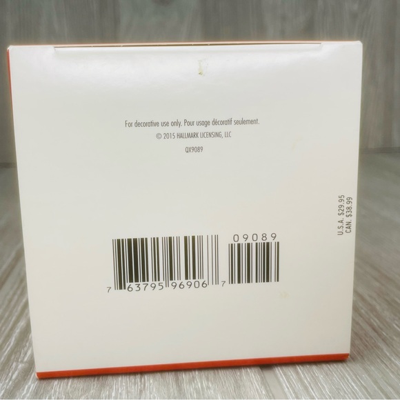 Hallmark Ornament Packing Up The Toys Once Upon a Christmas 2015 Magic Cord - Picture 4 of 9